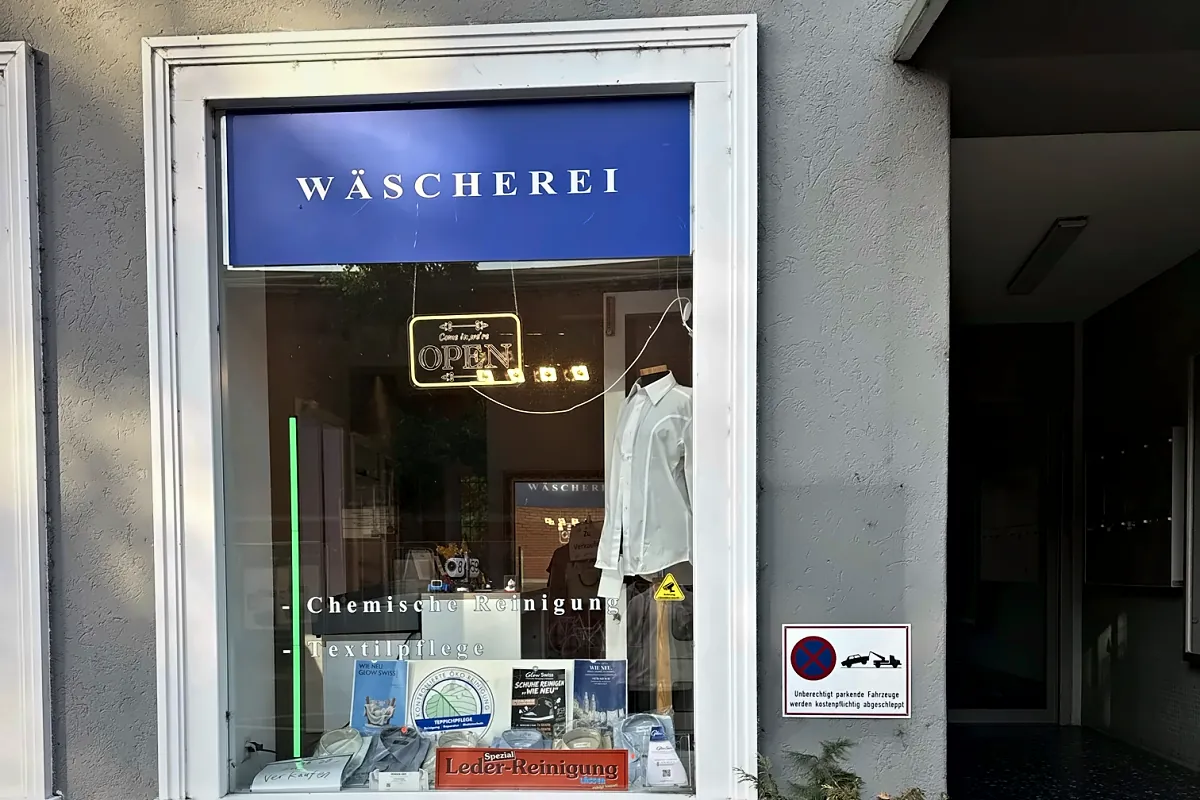 Das Wäscherei-Schaufenster von Glow Swiss